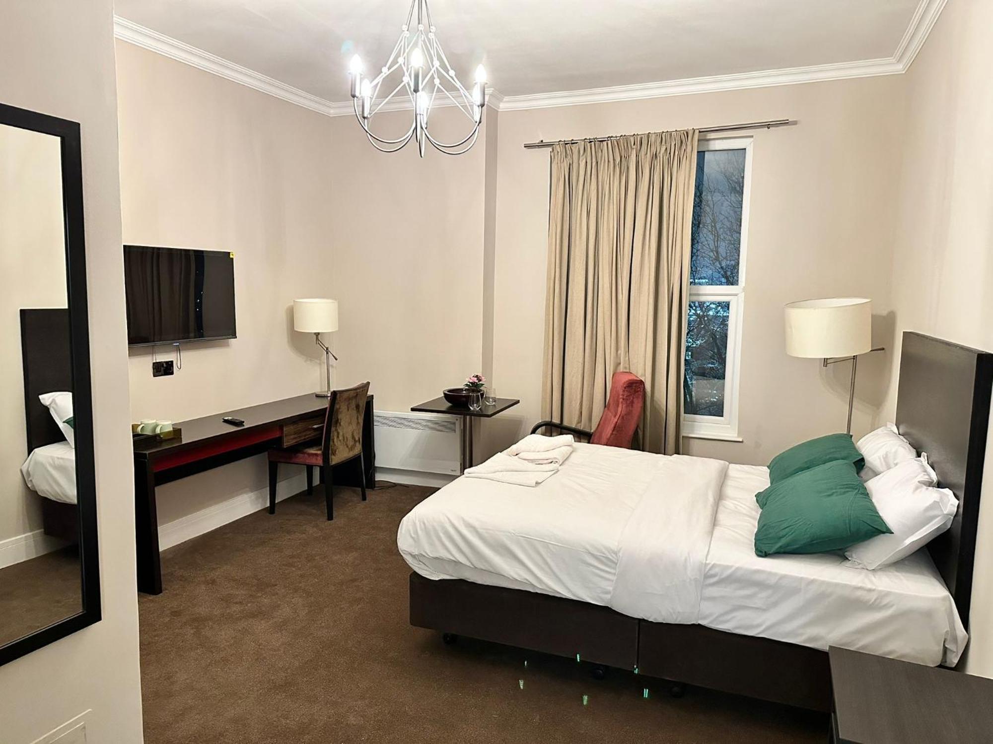 Green Ariana Hotel - Near Wembley And Central London Londres Exterior foto